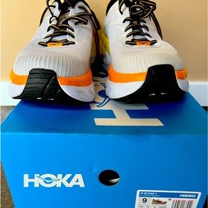 Men’s size 9 HOKA shoes